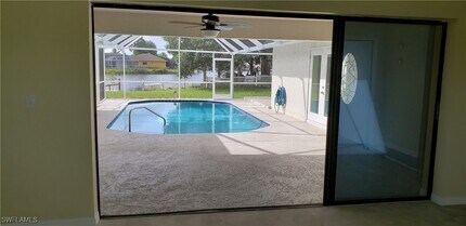 17209 Lee Rd in Ft. Myers, FL - Building Photo - Building Photo