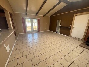 109 Hillman St in Belen, NM - Building Photo - Building Photo