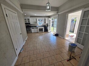 2004 Walker St in Augusta, GA - Building Photo - Building Photo