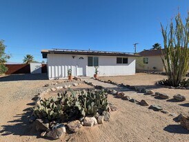 5535 Lupine Ave in Twentynine Palms, CA - Building Photo