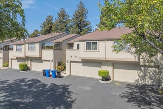 5432 Port Sailwood Dr in Newark, CA - Building Photo - Building Photo