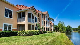 4170 Central Sarasota Pkwy in Sarasota, FL - Building Photo