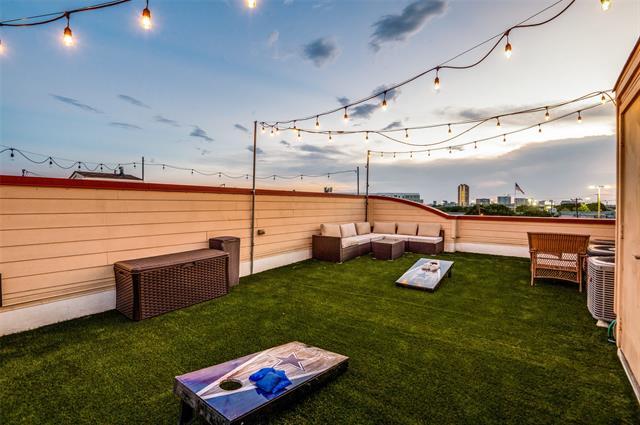 property at 1514 Hope St