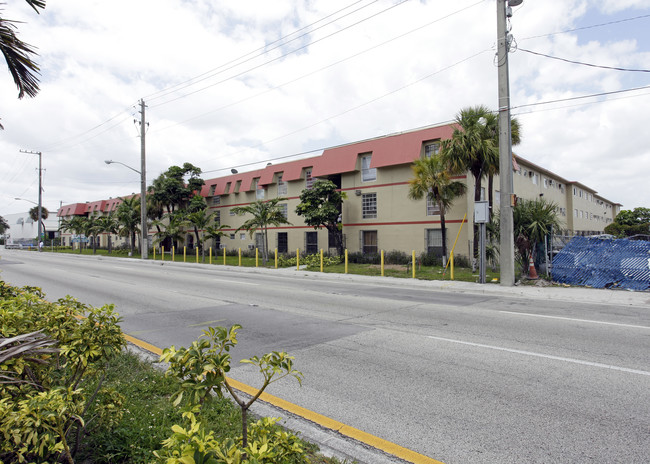 Nile Gardens Apartments in Opa Locka, FL - Building Photo - Building Photo