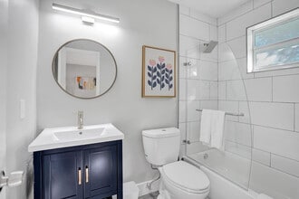 50 Davie Blvd, Unit SI FL2-ID1503995P in Fort Lauderdale, FL - Building Photo - Building Photo