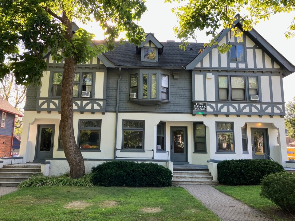 1004 S Forest Ave, Unit 1 in Ann Arbor, MI - Building Photo