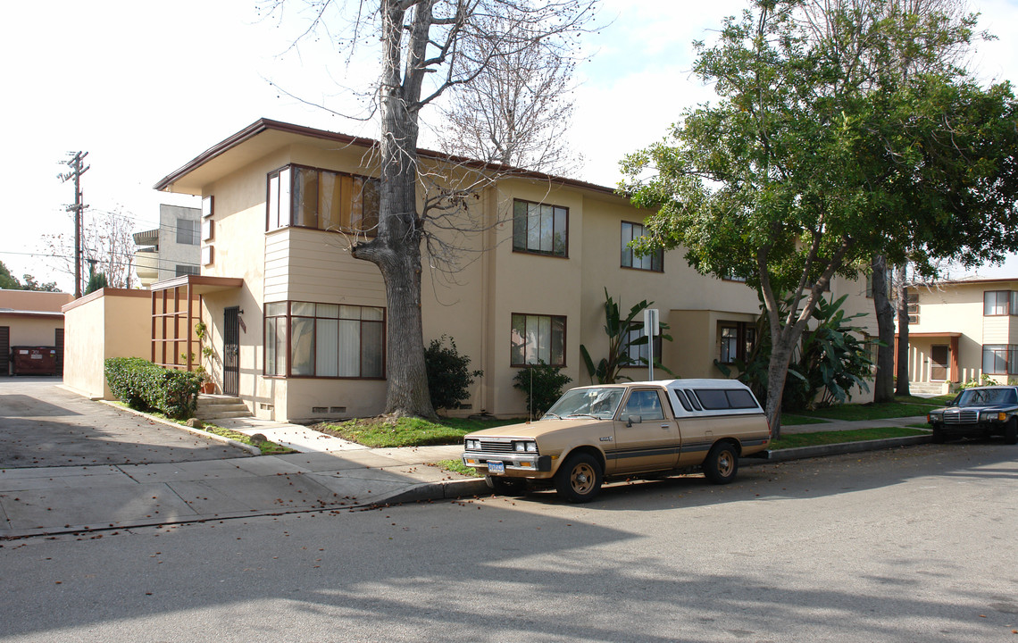 1380 Kent Pl in Glendale, CA - Foto de edificio