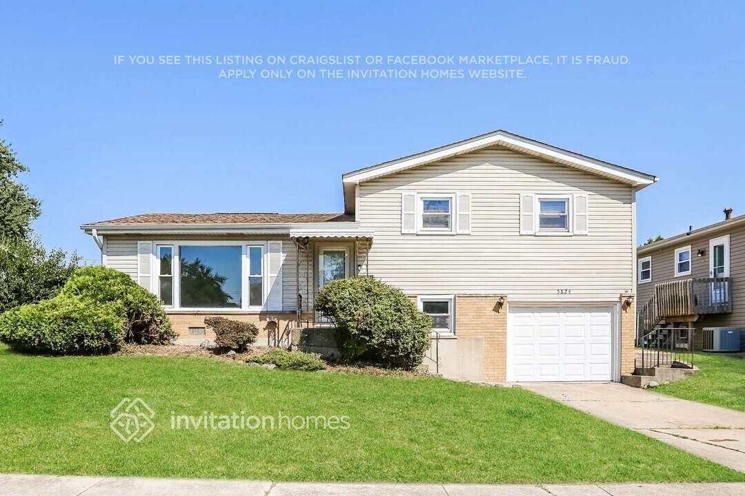 5824 Orange Ln in Oak Forest, IL - Building Photo