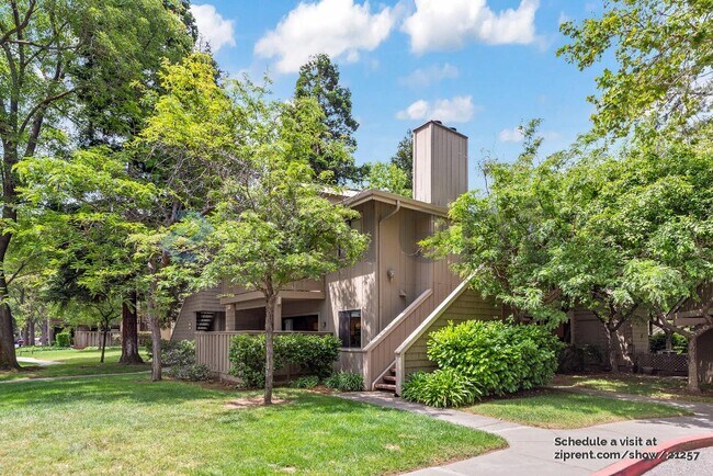 property at 5288 Makati Cir