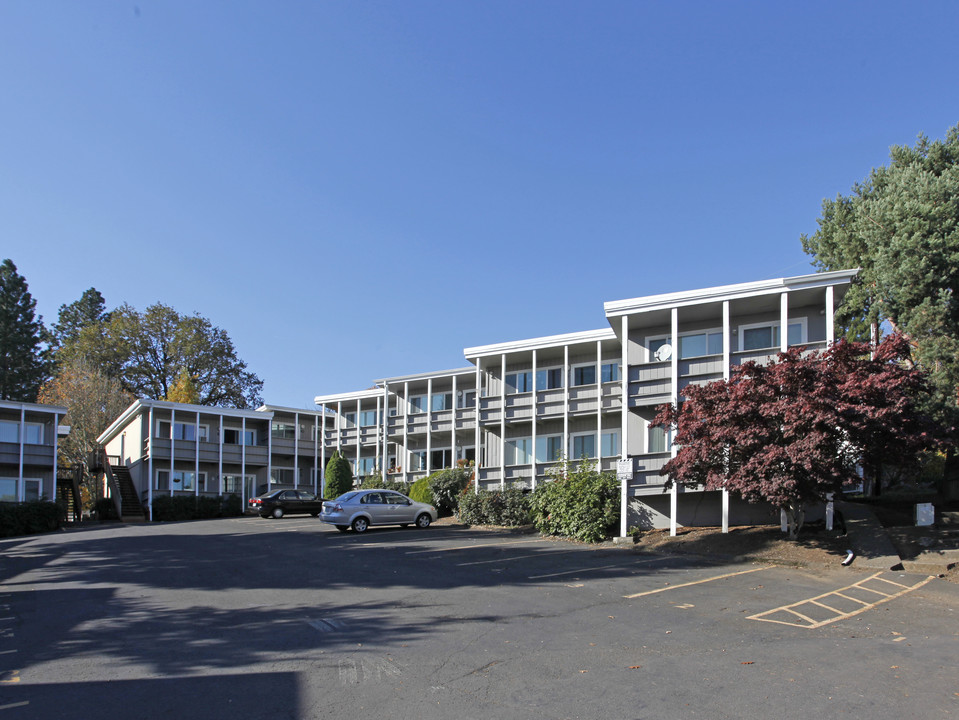 Tigard Terrace Apartments in Tigard, OR - Building Photo