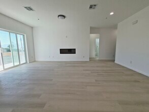 9840 Mesquite Ave in Desert Hot Springs, CA - Foto de edificio - Building Photo