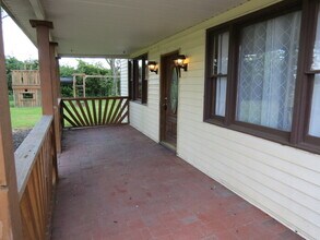 3109 E Old Duvall Ct in Lockbourne, OH - Building Photo - Building Photo