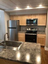 79 Spruce St, Unit 2 in Burlington, VT - Building Photo