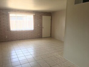426 E Navajo Rd in Tucson, AZ - Building Photo - Building Photo