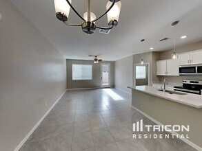 4541 E Granada St in Mesa, AZ - Building Photo - Building Photo
