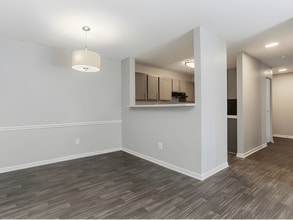 1070 Main Apartments in Hendersonville, TN - Building Photo - Building Photo