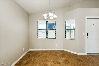 2821 NW 2nd St in Cape Coral, FL - Foto de edificio - Building Photo