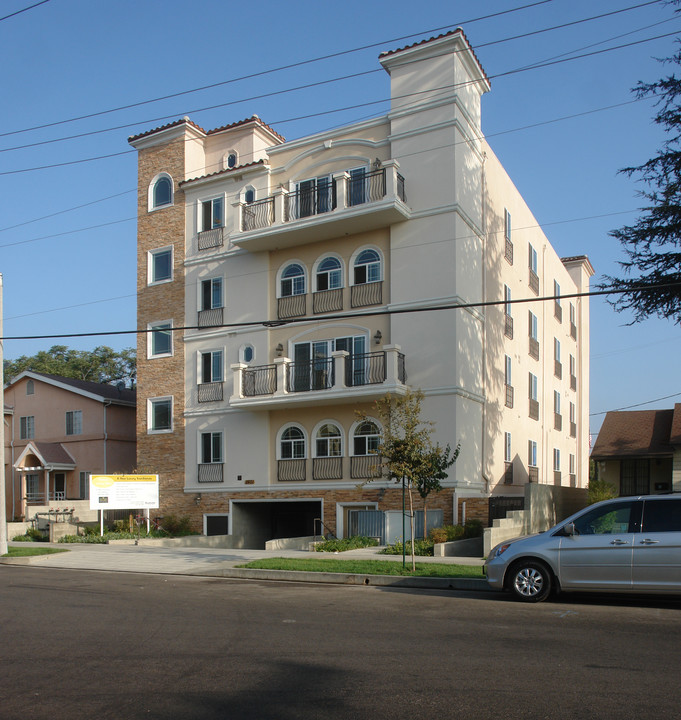 Hatteras Luxury Villas in North Hollywood, CA - Foto de edificio