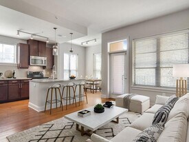 92 W Paces Ferry Rd NW, Unit E11F in Atlanta, GA - Building Photo