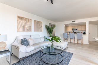 950 Egret Cir, Unit Zen modern villa in Delray Beach, FL - Foto de edificio - Building Photo