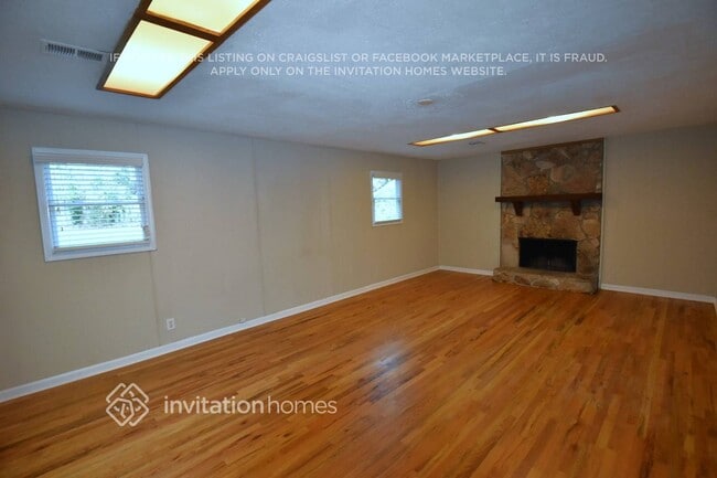 2984 Sawgrass Trail SW in Lilburn, GA - Building Photo - Building Photo