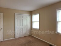 401 Advocate Ct photo'