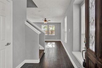 326 Brandy Ridge Ln in Dickinson, TX - Building Photo - Building Photo