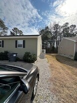 1302 Moses Ln in Williamsburg, VA - Building Photo