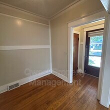 1335 Logan St SE in Grand Rapids, MI - Building Photo - Building Photo