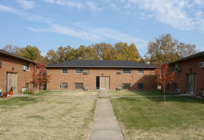 1760 E Livingston Ave in Columbus, OH - Foto de edificio - Building Photo