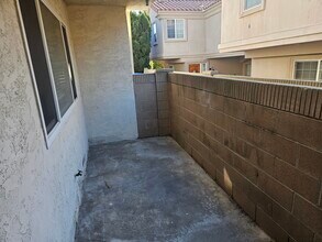 1906 Rockefeller Ln, Unit D in Redondo Beach, CA - Foto de edificio - Building Photo