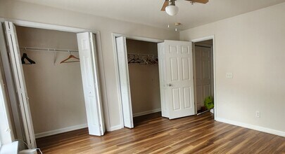 3635 Warp St, Unit Full unit in Charlotte, NC - Foto de edificio - Building Photo