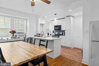 7437 Germantown Ave in Philadelphia, PA - Building Photo - Building Photo