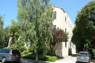 5850 Birch Ct in Oakland, CA - Building Photo - Building Photo