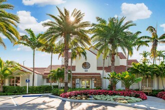 Sheridan Ocean Club Apartments in Dania Beach, FL - Building Photo - Building Photo
