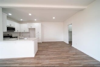 232 NW 122nd St in Oklahoma City, OK - Building Photo - Building Photo