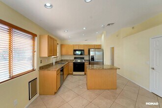 2451 E Stone Stable Dr in Tucson, AZ - Building Photo - Building Photo