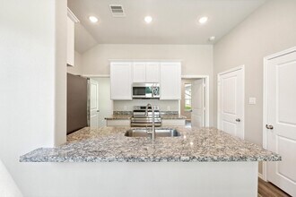 16724 E Forrestal St in Montgomery, TX - Building Photo - Building Photo