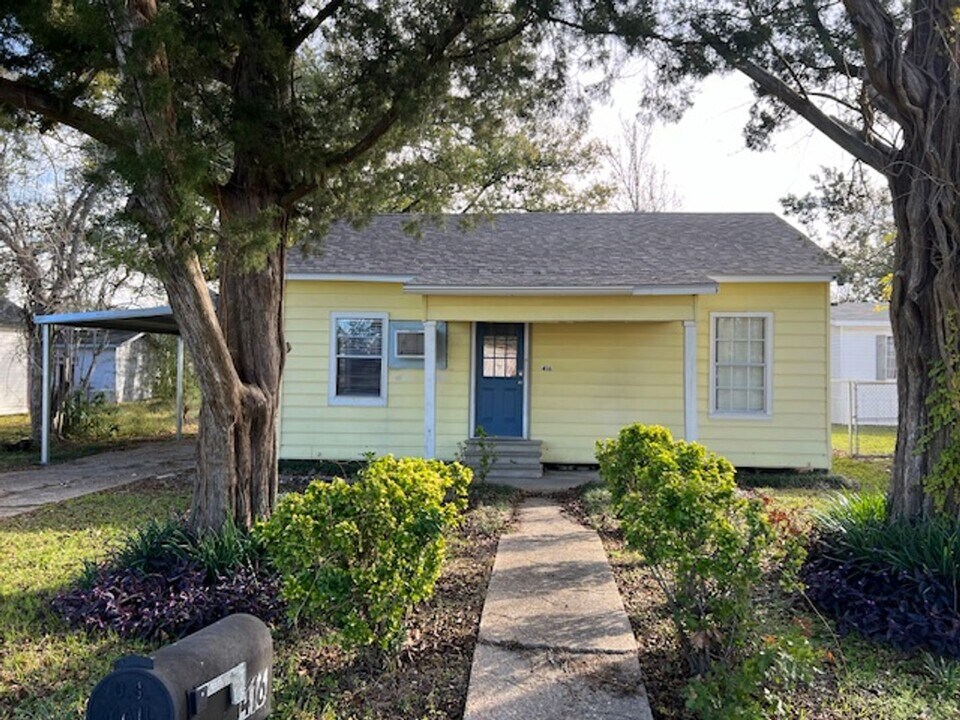 416 Virginia St in Sulphur, LA - Building Photo