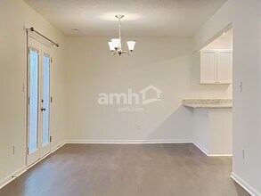 15532 Outside Trail in Noblesville, IN - Foto de edificio - Building Photo