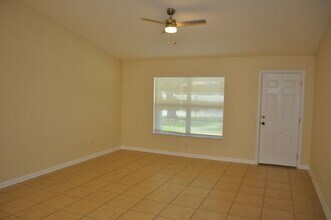 21 Rosecroft Ln in Palm Coast, FL - Building Photo - Building Photo