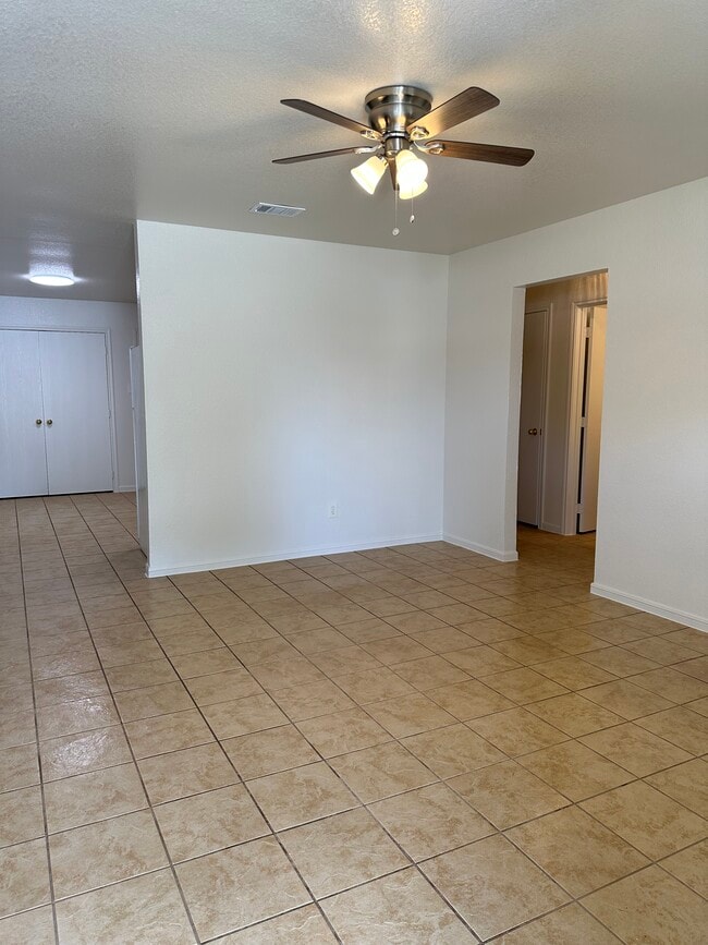 1404 Natchez Trail, Unit #B in Harker Heights, TX - Building Photo - Building Photo