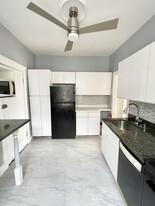 35 Mount Hood Rd, Unit 10 Apartamentos