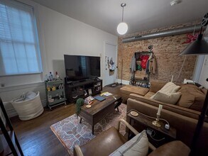 1618 Spruce St in Philadelphia, PA - Building Photo - Building Photo
