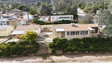 101 Jones St in Bodfish, CA - Building Photo - Building Photo