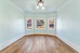 2903 West St, Unit 2901 in Oakland, CA - Foto de edificio - Building Photo