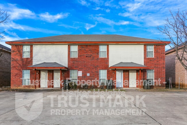 4005 Madison Dr