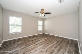 45 Perry Creek Dr in Jacksonville, FL - Building Photo - Building Photo