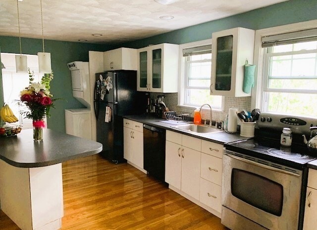 property at 25 Emerald St