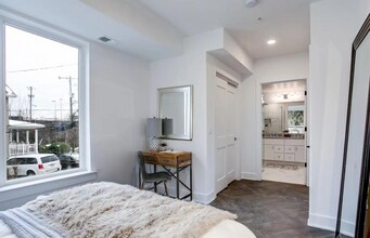 1001 Bryant St NE, Unit 12 in Washington, DC - Building Photo - Building Photo